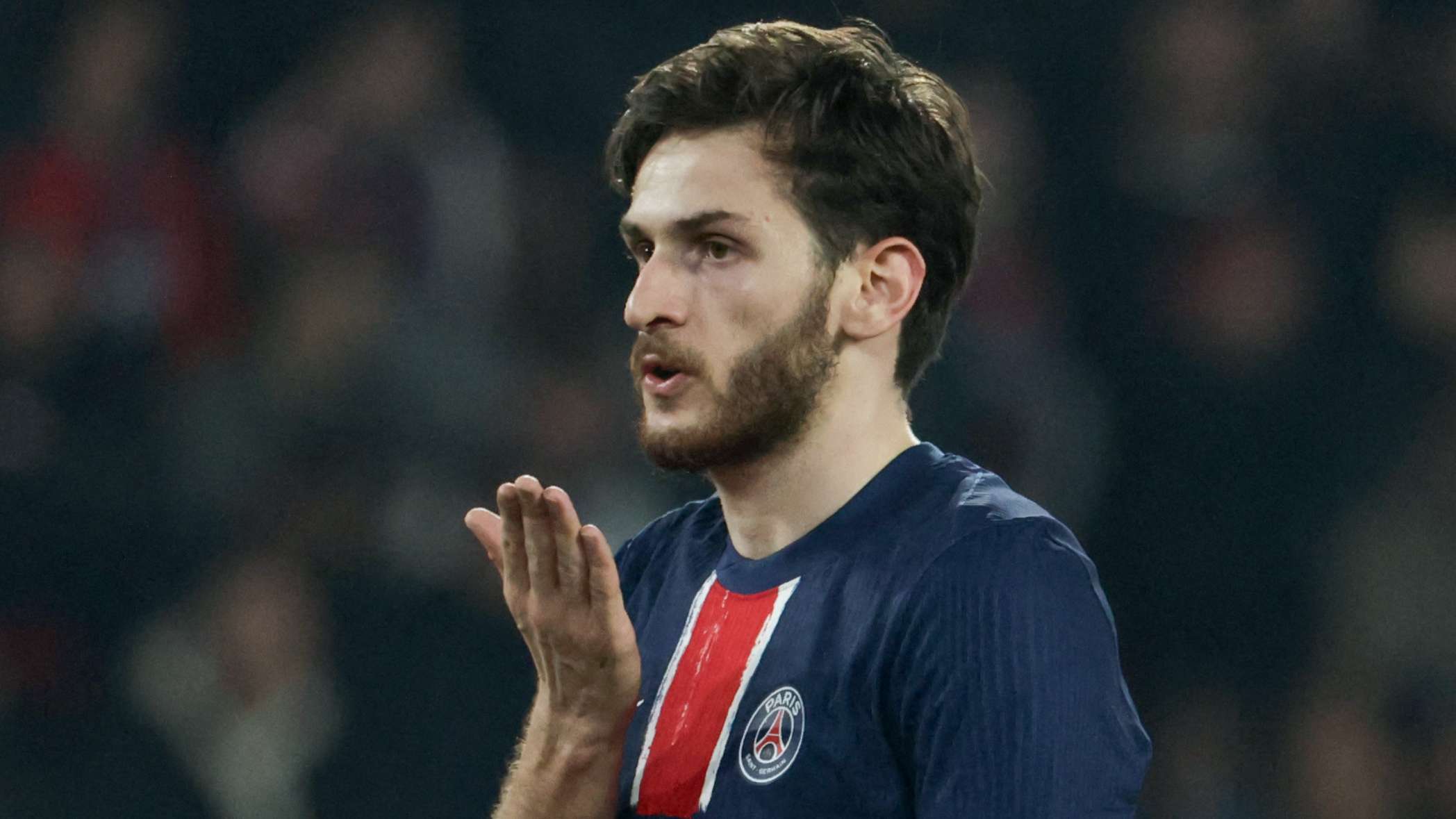 他並未因此 他並未因此